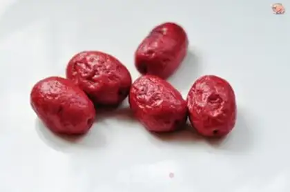 Make Red-tree buns step 11