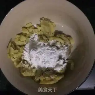 Make The sweet potato banana cake step 2