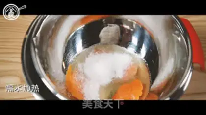 Make Christmas doughnuts step 4