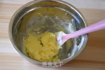 Make Christmas cookies step 4
