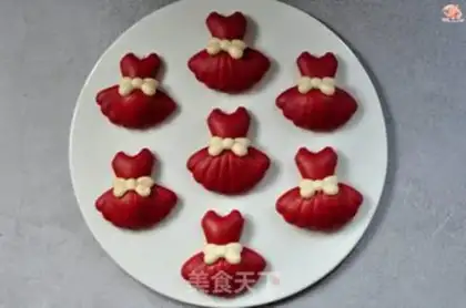 Make Little dress buns step 6