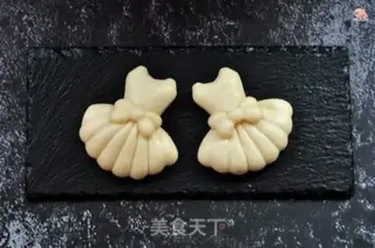 Make Little dress buns step 7