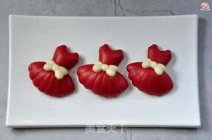 Make Little dress buns step 10