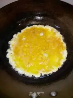 Make Fruit corn fried eggs step 2