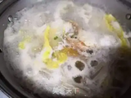 Make Big cabbage chicken soup step 4