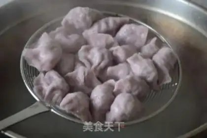 Make Celery shrimp dumplings step 17