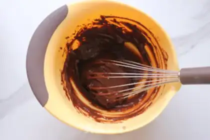 Make Christmas stake cake roll step 8