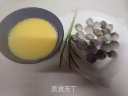Make Cracking eggs step 0