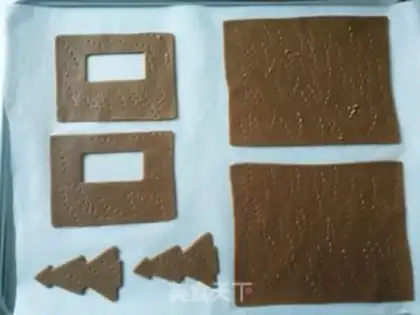 Make Christmas gingerbread house step 8