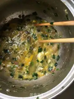 Make Seafood omelet salad step 2