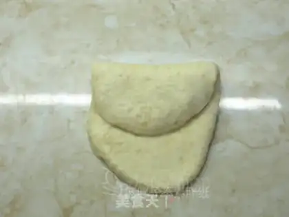 Make The soup is made of garlic step 12