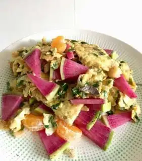 Make Seafood omelet salad step 14