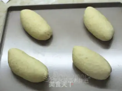 Make The soup is made of garlic step 16
