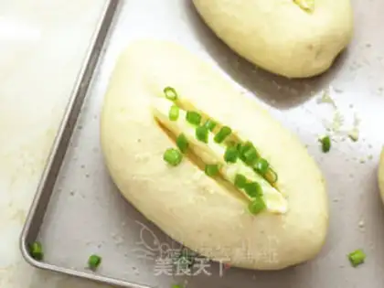 Make The soup is made of garlic step 18