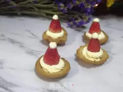 Make Sweet Christmas Hat Tower step 10