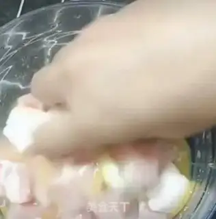 Make Pineapple crotch step 1