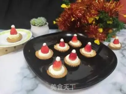 Make Sweet Christmas Hat Tower step 17