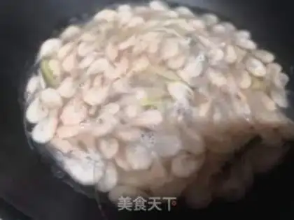 Make Salty rice shrimp step 1