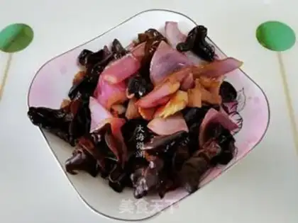 Make Onions, black-mucked meat step 7