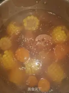 Make Corn Lotus bone soup step 4