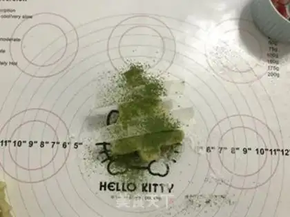 Make Mini Christmas tree cake step 11