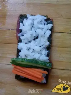 Make Bacon moth roll step 5