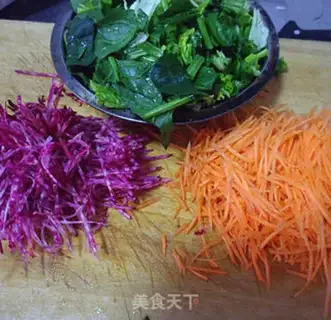 Make Shrimp noodles step 1