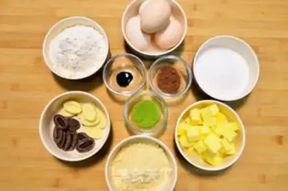Make Christmas almond cake step 0