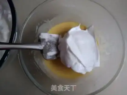 Make Christmas root cake step 5