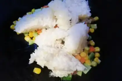 Make Toon omelet step 1