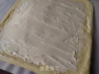 Make Christmas root cake step 11
