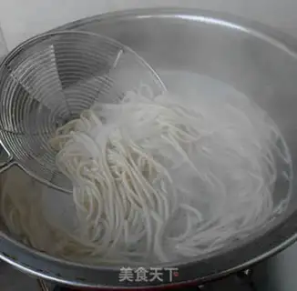 Make Shrimp noodles step 12