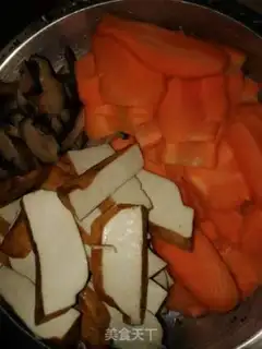 Make Carrot mushrooms step 1