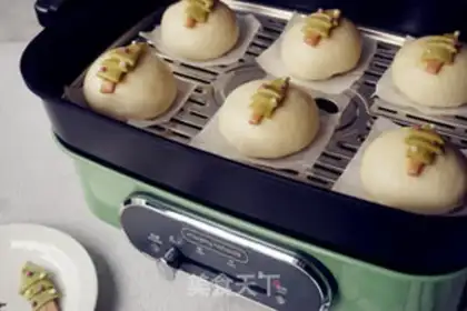 Make Christmas buns step 8