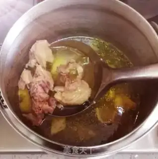 Make Yellow wine and chicken soup step 3