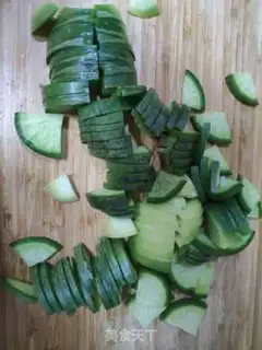 Make Spicy cabbage step 1