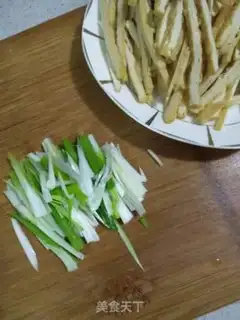 Make Tofu-dried cabbage step 4