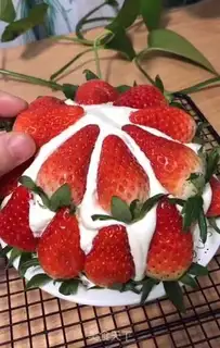 Make Strawberry cream cake step 10