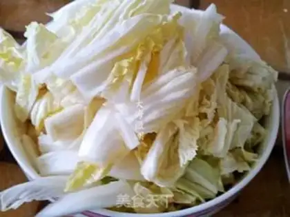 Make Pork-cooked sauerkraut step 0