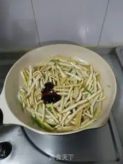 Make Tofu-dried cabbage step 7