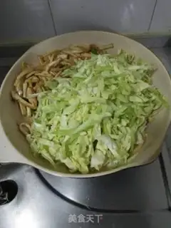 Make Tofu-dried cabbage step 8