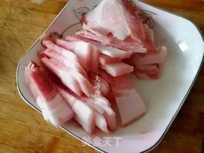 Make Pork-cooked sauerkraut step 3
