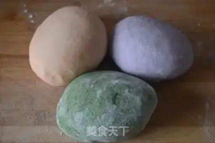 Make Sour soup colored dumplings step 0
