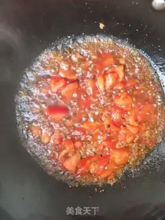 Make Tomato egg noodles step 1
