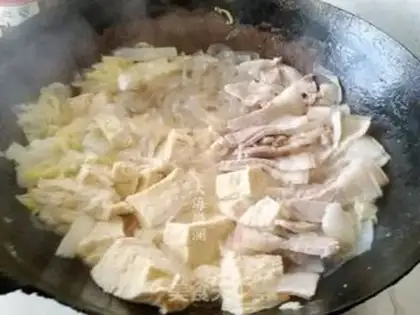 Make Pork-cooked sauerkraut step 7
