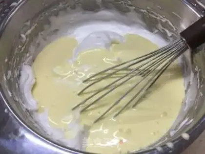 Make Santa cake step 5