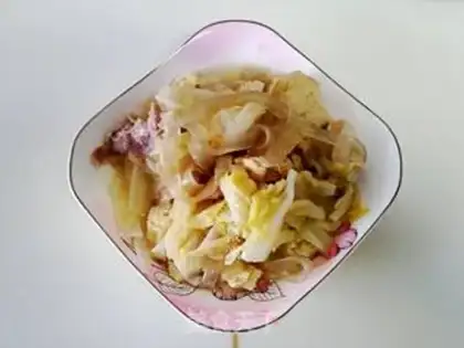 Make Pork-cooked sauerkraut step 8