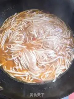 Make Tomato egg noodles step 4