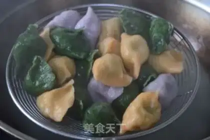 Make Sour soup colored dumplings step 11