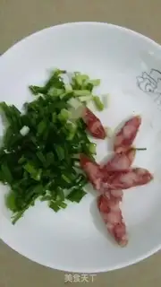 Make Weenie onion noodles step 2